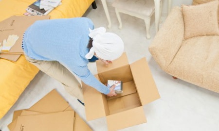 今日、名古屋から東京へ荷物の引っ越しです。